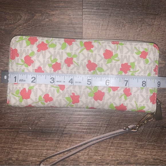 MICHAEL KORS Jet Set Travel Continental Floral Wallet NWOT - Picture 8 of 10